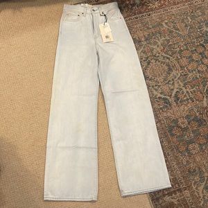 Levis Ribcage Jeans in 27 LONG